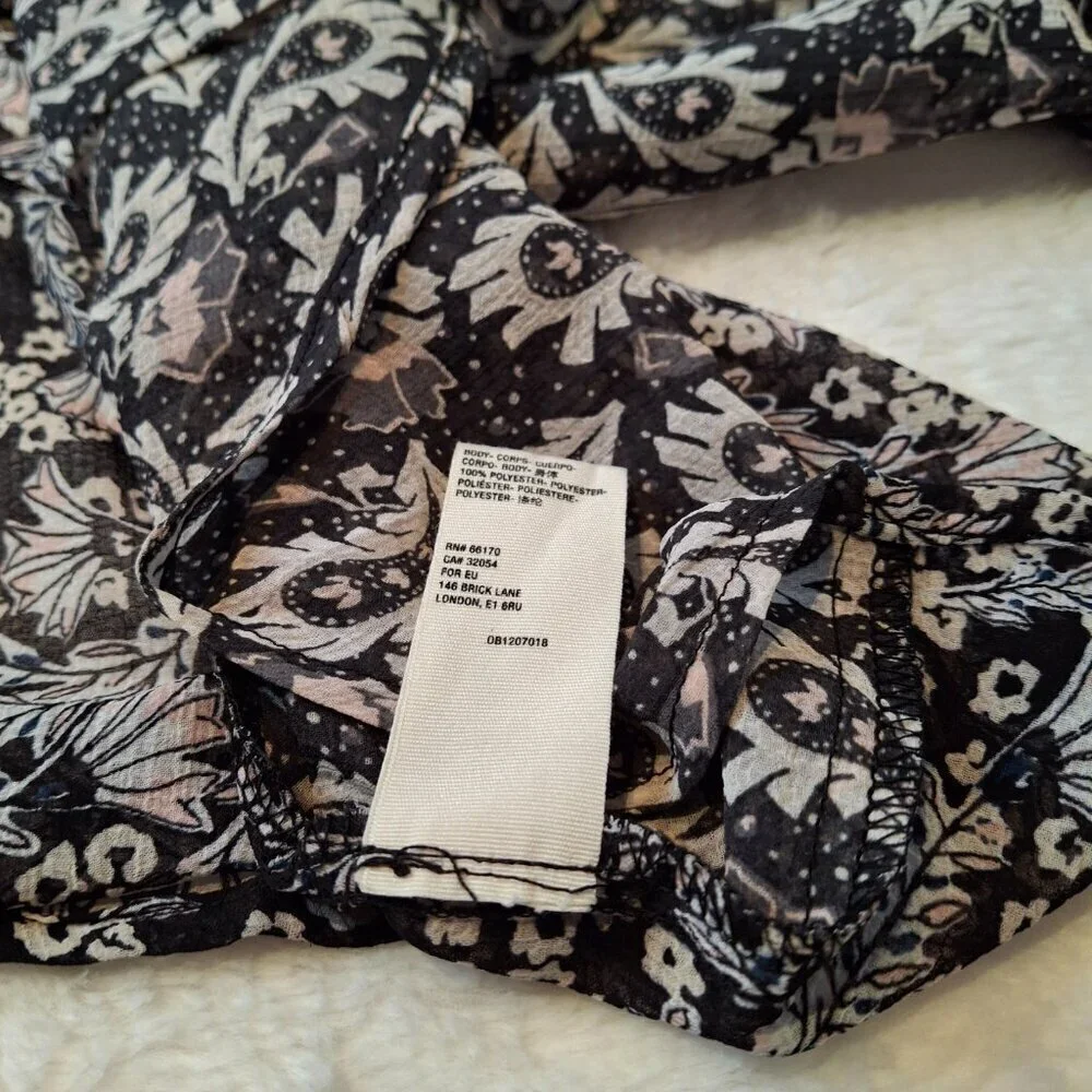 Free People Floral Blouse Animal Print Sheer Sz S Flowy Relaxed Fit Boho Preppy